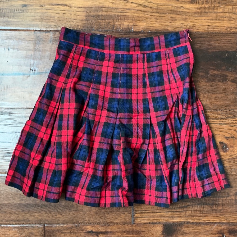Pleated Schoolgirl Skirt
